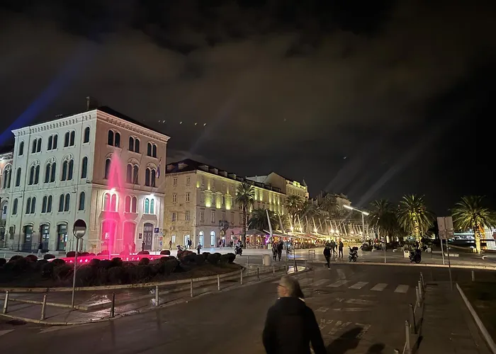 Supreme Location-old Town Luce Centre شقة سبليت
